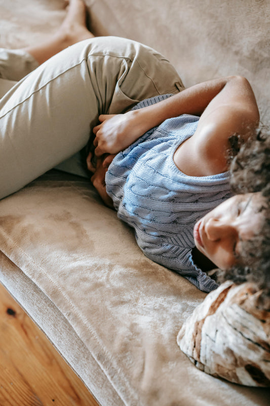 Hormonal Bloating in Women: Why It Happens And How To Reduce It